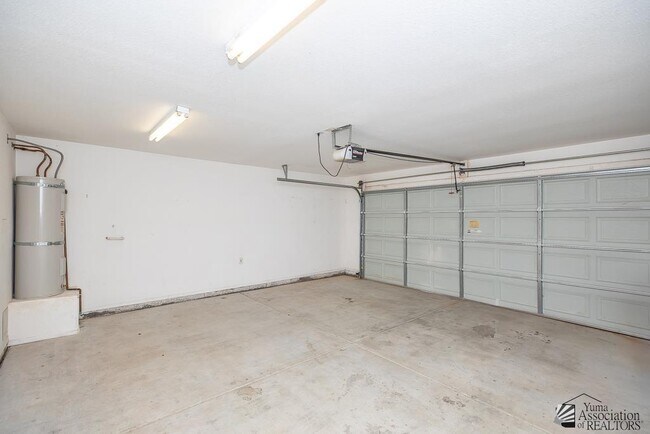 Building Photo - 9674 E 38th Pl