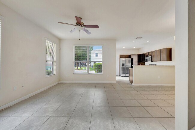 Building Photo - 9480 SW 171st Ct