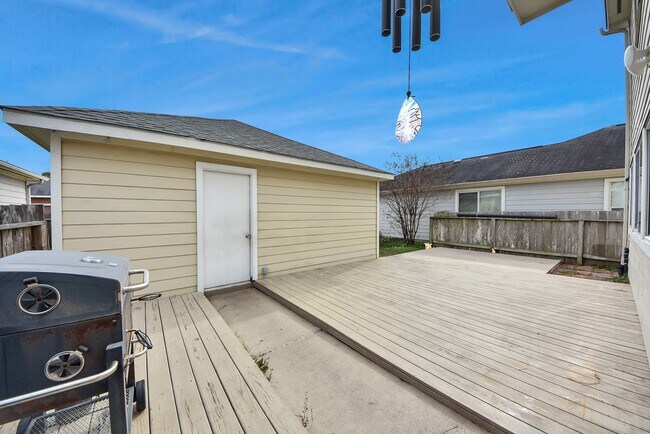 Building Photo - 20626 Sycamore Crest Ln