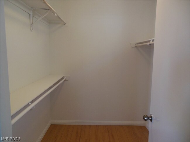 Building Photo - 9751 Villa La Mora Ave