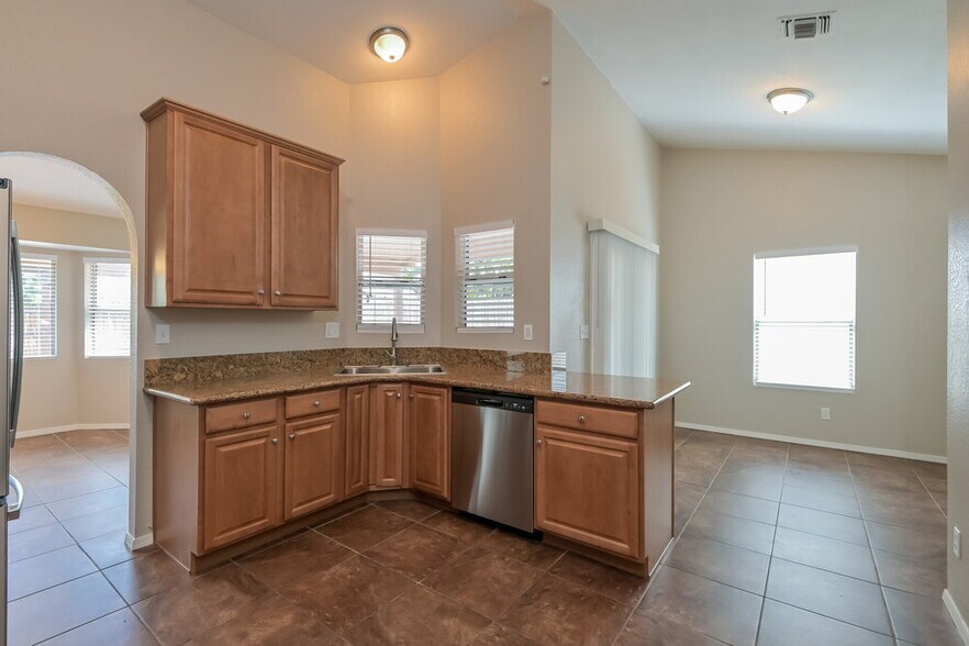 Building Photo - 10591 Elkridge Pl