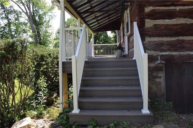 Building Photo - 97 Wonsettler Rd