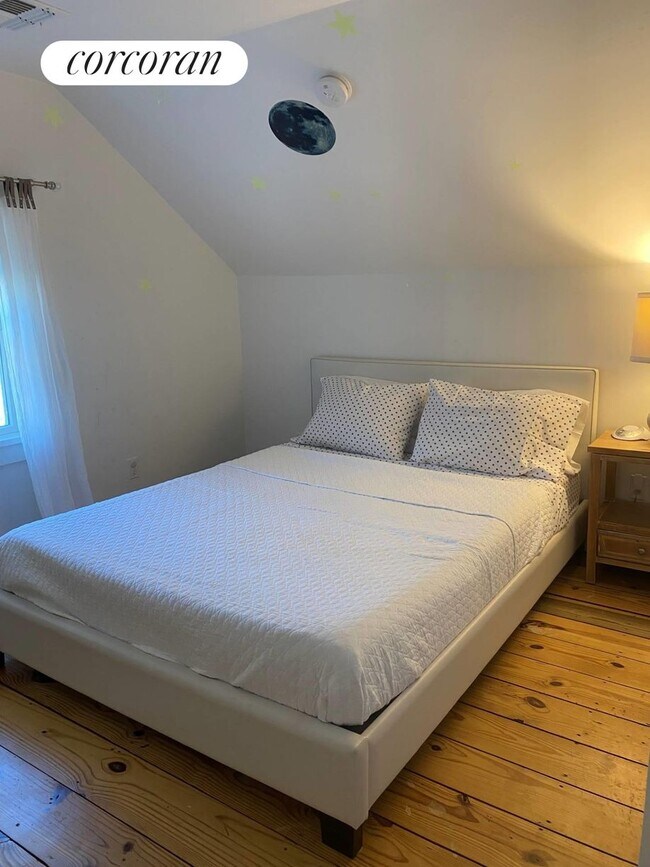 Building Photo - 10 Miller Terrace