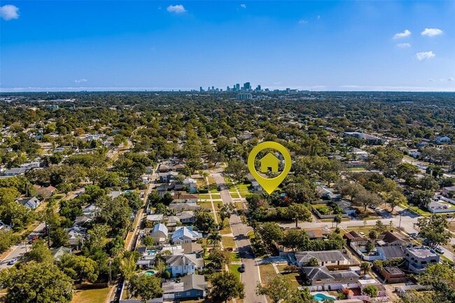 Building Photo - 4642 7th Ave N