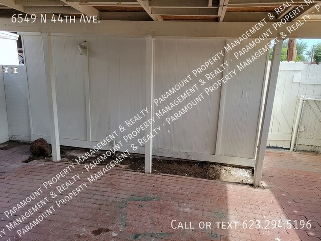Building Photo - 6549 N 44th Ave