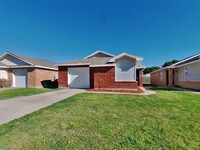 Building Photo - 3202 Boynton Dr