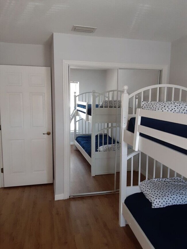Building Photo - FREE RENT!!! Condo at Club Cortile, Kissimmee