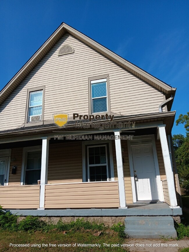 Primary Photo - 1422 S Richland St