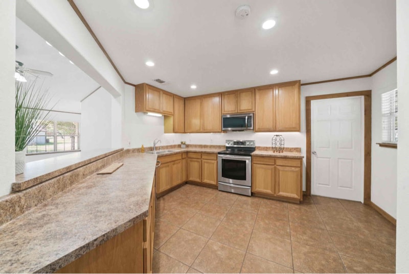 Building Photo - 1015 Algiers St