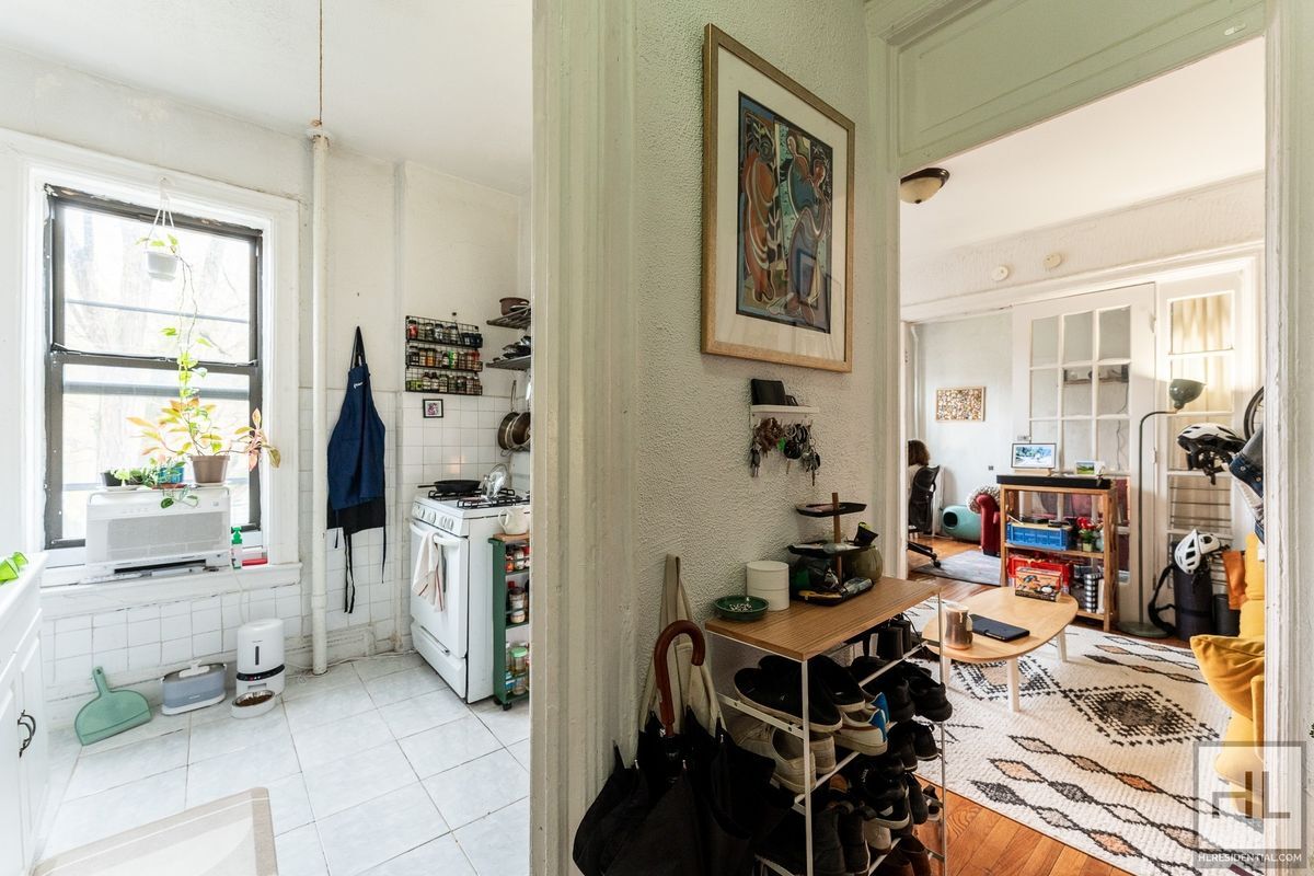 Building Photo - 15 STREET