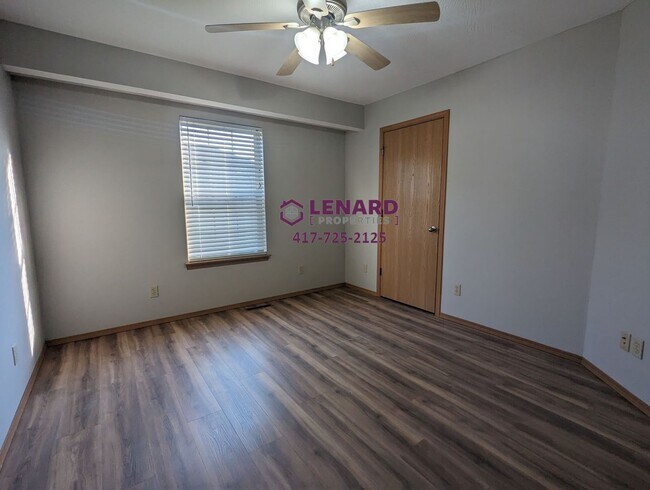 Building Photo - Farm Rd 123