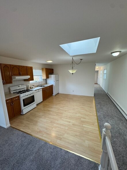 Building Photo - 3264 Spencer Dr