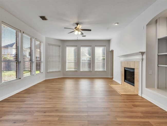 Building Photo - 14518 Logan Falls Ln