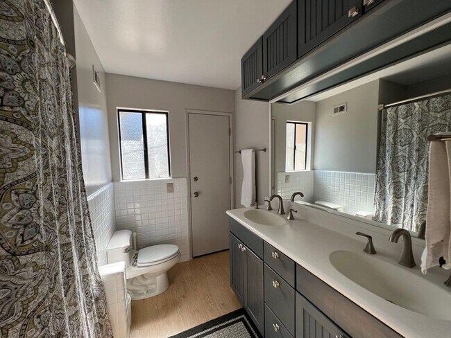 Building Photo - Updated 3 Bed / 2 Bath Goleta Home - Walk ...