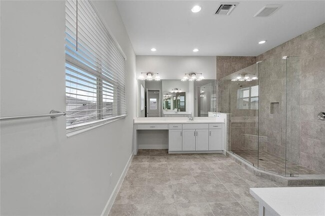 Building Photo - 5206 Liberty Ln