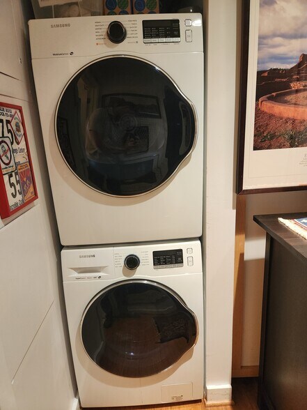 In unit washer/Dryer with external venting and tankless water heater - 2506 Cliffbourne Pl NW