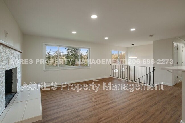 Building Photo - 21222 15th Ave S