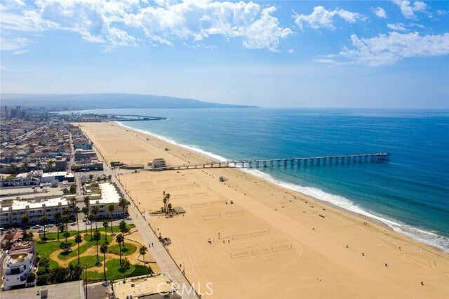 Building Photo - 1707 Pacific Coast Hwy