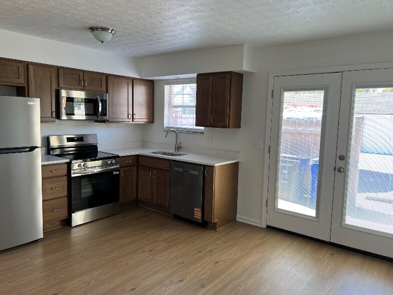 Building Photo - 4797 Nugent Dr