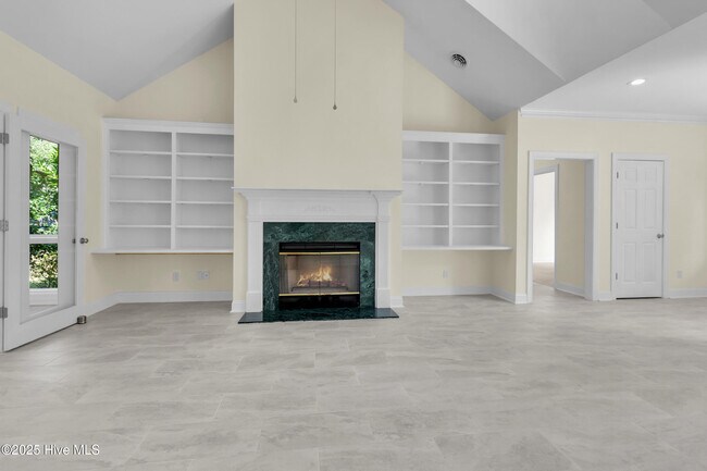 Building Photo - 1216 Barkentine Dr