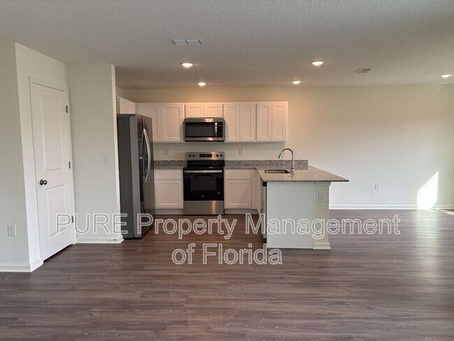 Building Photo - 2383 NW 22nd Ct