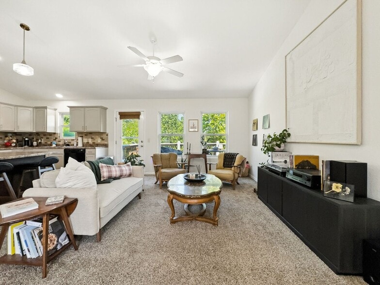 Building Photo - 4689 Inlet Ln