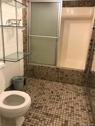 Building Photo - 501 Hahaione St