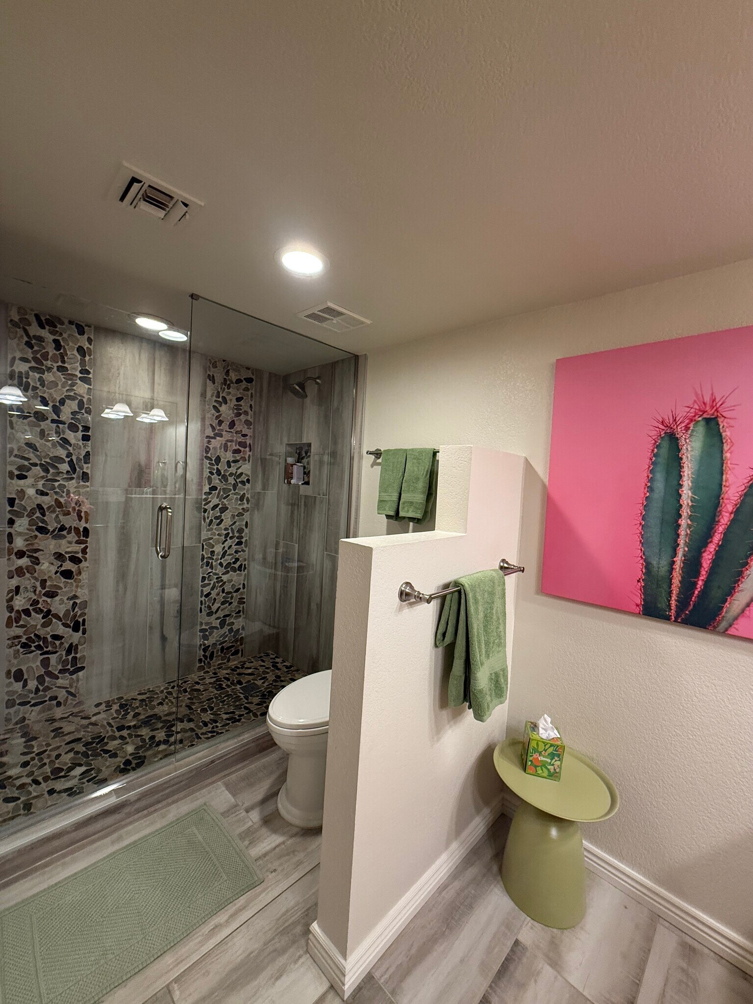 Stone shower | newly updated - 12212 N Paradise Village Pky S