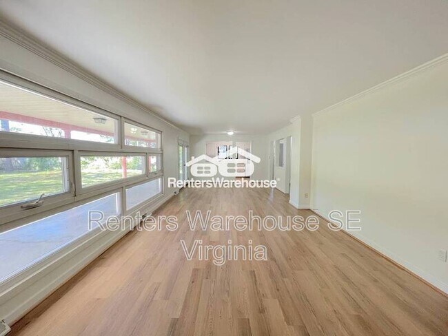 Building Photo - 354 Warrington Cir