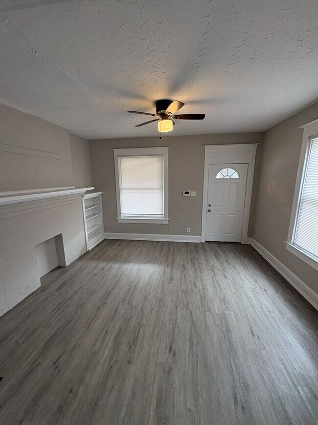 Building Photo - 1018 N Tuxedo St