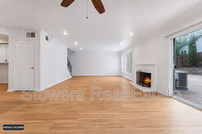 Building Photo - 2406 Talavera Dr
