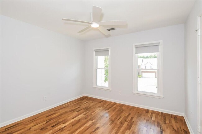 Building Photo - 5145 Firelight Ln