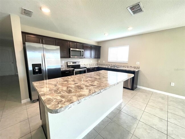 Building Photo - 2847 Mosshire Cir
