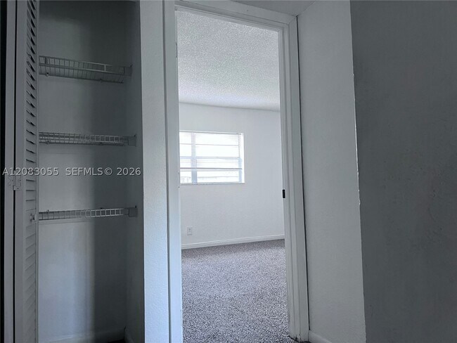 Building Photo - 4651 NW 9th Dr
