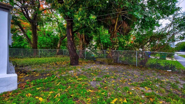 Building Photo - 790 NW 64th St