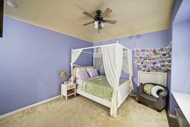 Building Photo - 5527 Mangrove Creek Ln
