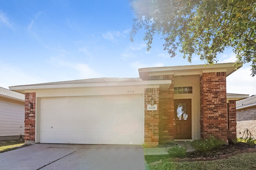 Primary Photo - 12114 English Brook Cir