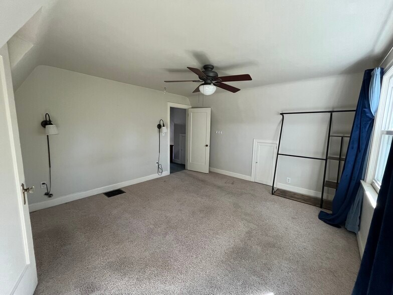 Bedroom 1 - 915 John Adams St
