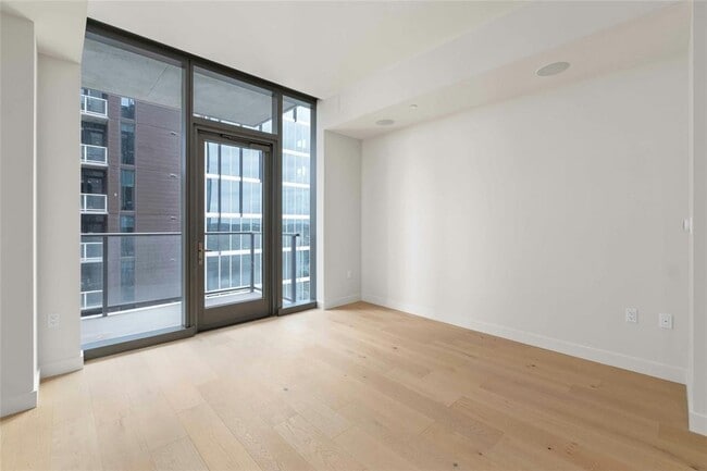 Building Photo - 44 East Ave