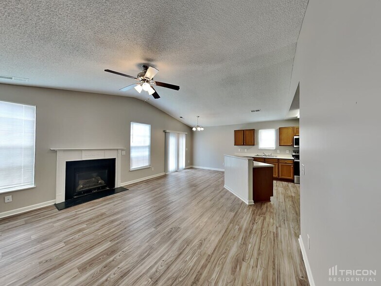 Building Photo - 149 Fox Grove Cir