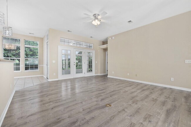 Building Photo - Coastal Living in a Quiet Community
