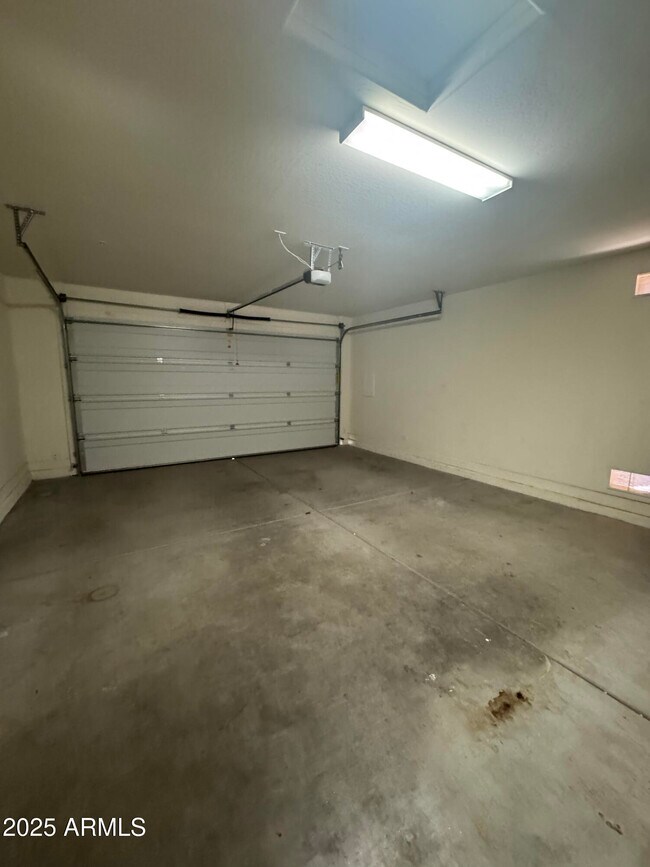 Building Photo - 31644 N 132nd Ave