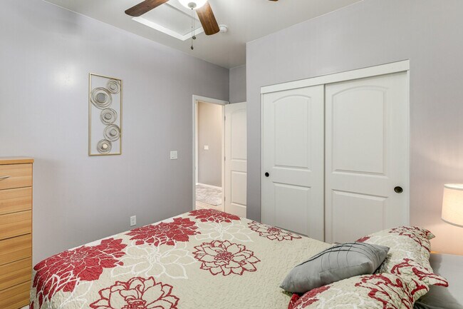 Building Photo - 12281 Pegasus Rd