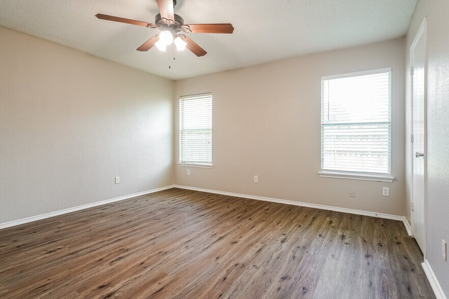 Building Photo - 8413 Canvasback Ln