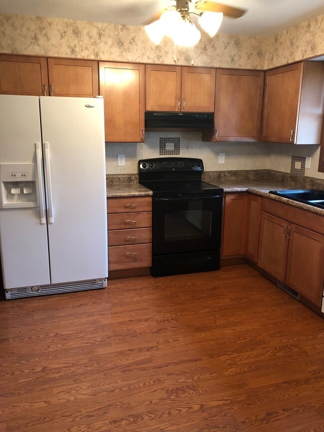 Building Photo - 2 Bedroom Ranch Home in Summit Township