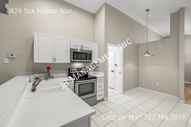 Building Photo - 8829 Sea Island Way