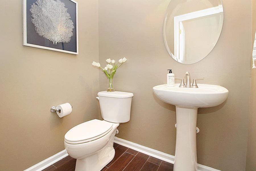 Building Photo - 111 Amaranth Ave