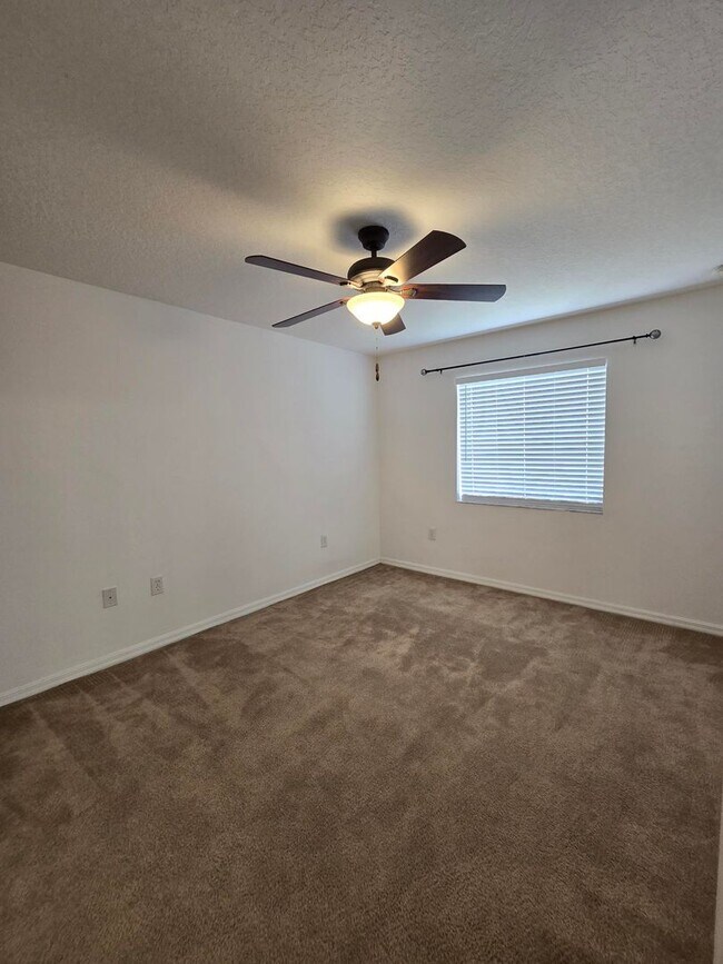 Building Photo - 8533 Gablebend Way