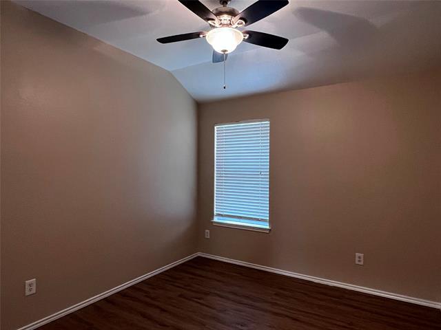 Building Photo - 1065 Warbler Ln