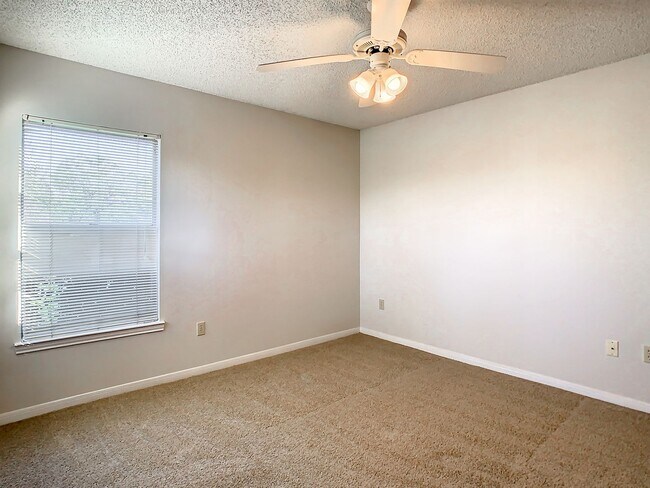 Building Photo - Beautiful 1 Bed/ 1 Bath Condo For Rent at ...